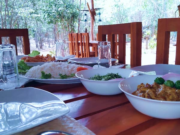 Local Flavors Close-up